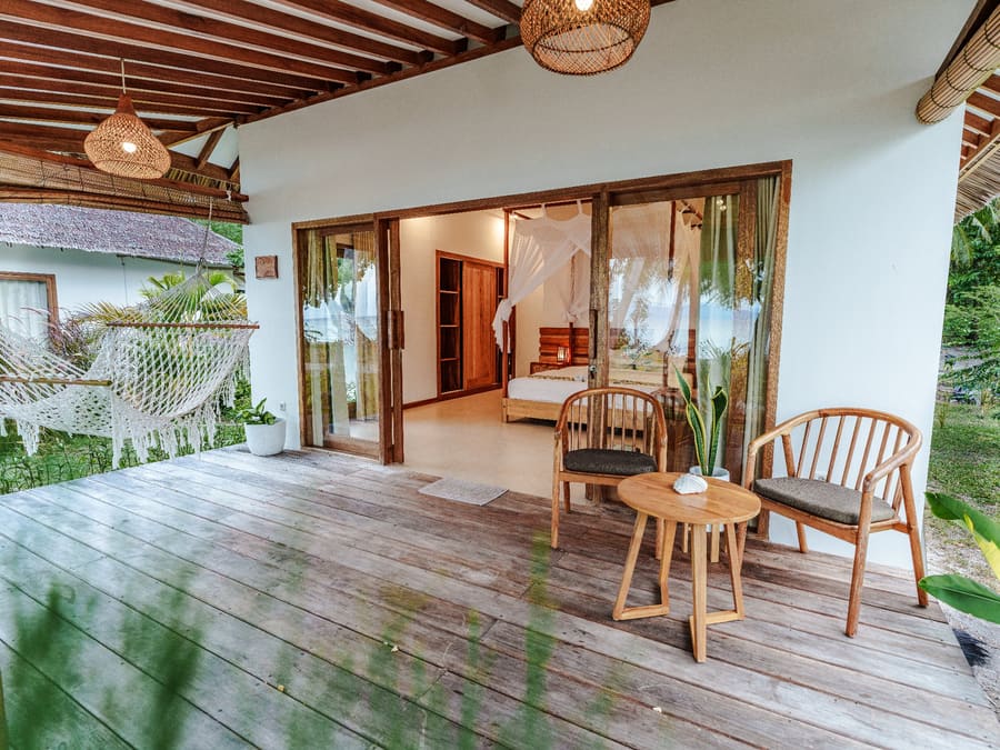 Beachfront Villa with AC